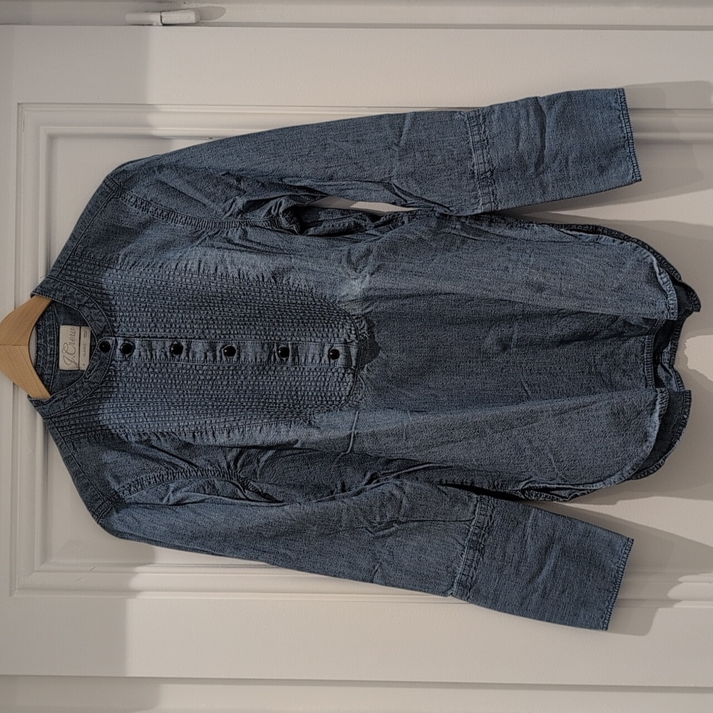 J Crew Women's Classic Chambray Tunic Shirt Size 6 Long Sleeve Pleated Front